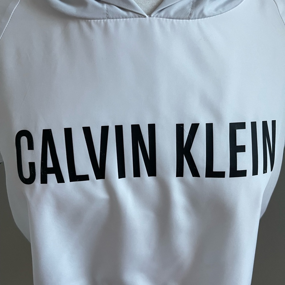 NWOT (New Without Tag) CALVIN KLEIN Hoodie - Picture 8 of 15